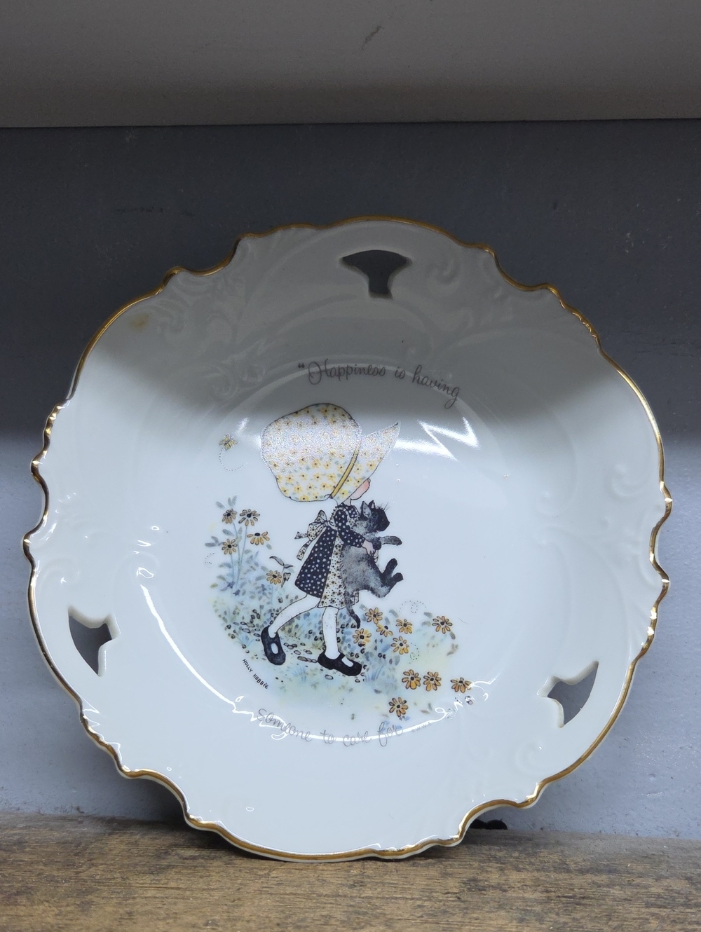 Vintage Holly Hobbie Porcelain Decorative Plate Gold Trim